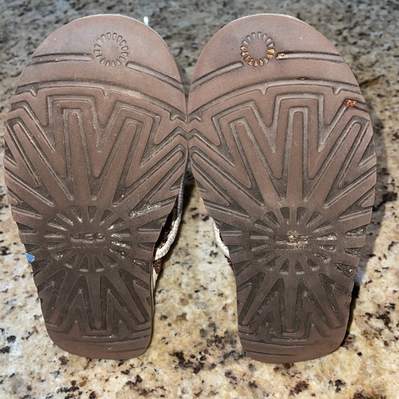 UGG Classic Sequin Boots - Picture 4 of 9